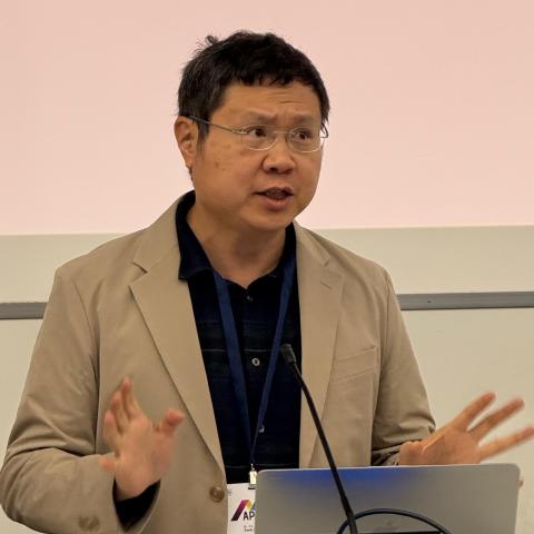 Pan-hang Tang